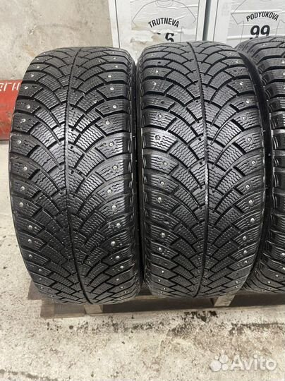 Bfgoodrich G-Force Stud 205/50 R17 93Q