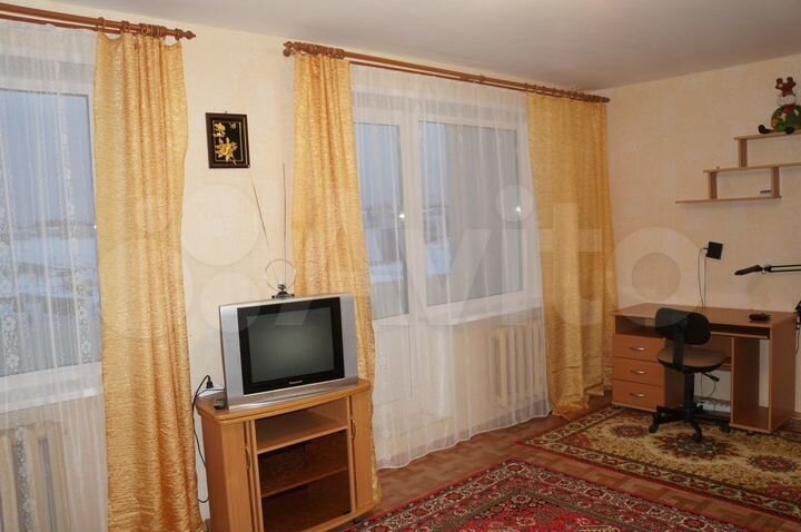 2-к. квартира, 59 м², 4/10 эт.