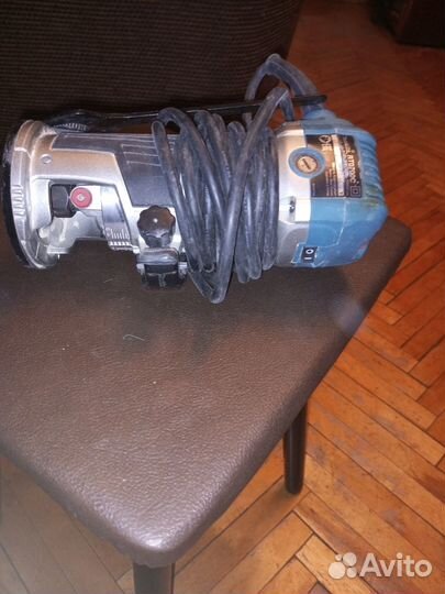 Фрезер кромочный makita