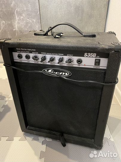 Басовый комбоусилитель Leem