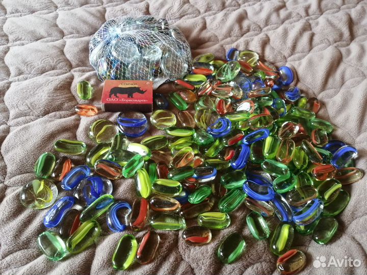 Стеклянные камушки для декора