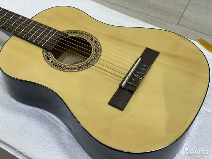 Гитара классическая