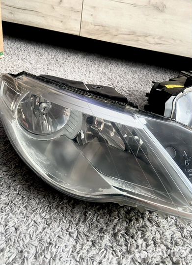 Фары на Volkswagen Passat CC