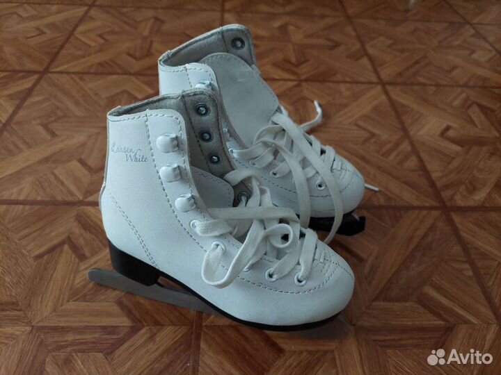 Удобные детские коньки Larsen