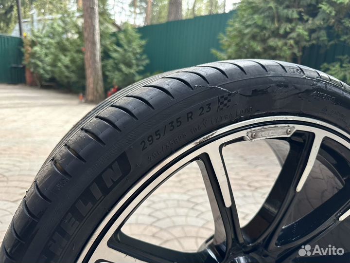 Michelin Pilot Sport 4 SUV 295/35 R23