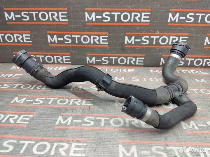 Патрубок радиатора нижний Audi Q5 8R cdnc 2009