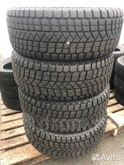 Maxxis SS-01 Presa SUV 245/45 R20