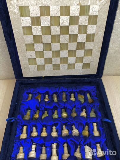 Шахматы сувенирные из оникса