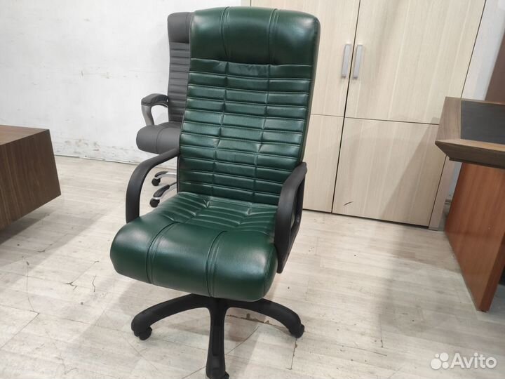 Кресло руководителя Атлант (экокожа)