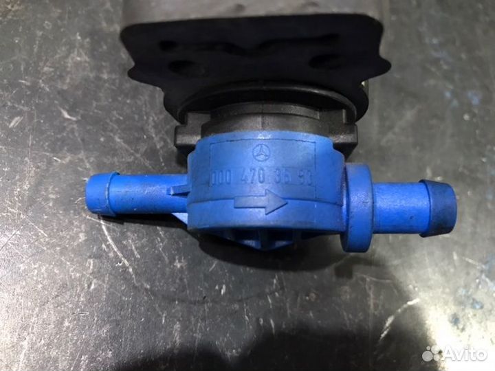 Клапан вентиляции бензобака Chrysler Crossfire