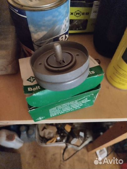 Ролик приводного ремня. INA