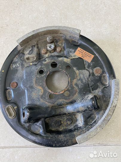 Щит тормозной задний правый VW Polo 5