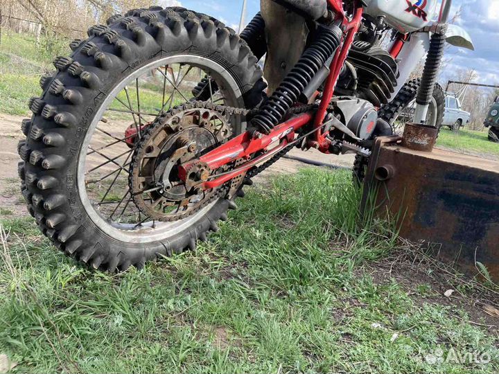 Кроссовый мотоцикл cz250