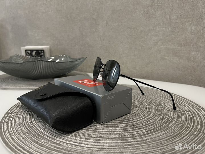 Солнцезащитные очки