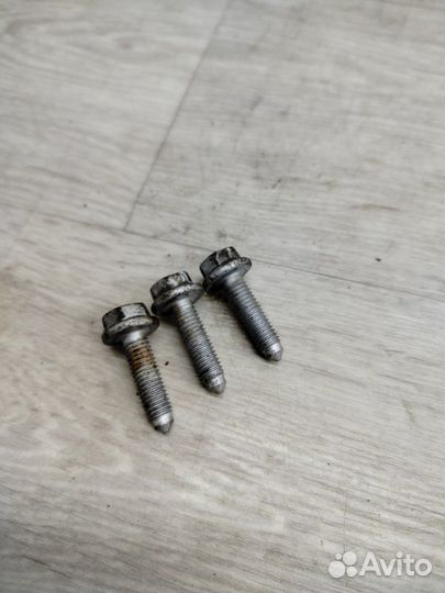 Шестерня распредвала Volkswagen Golf 5 хетчбэк 1.9