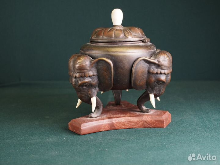 Антикварная бронзовая чернильница