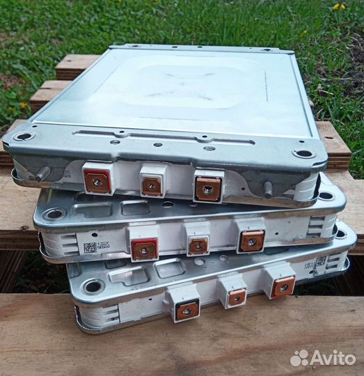 Батарея Nissan Leaf AZE0 кол-во в описании