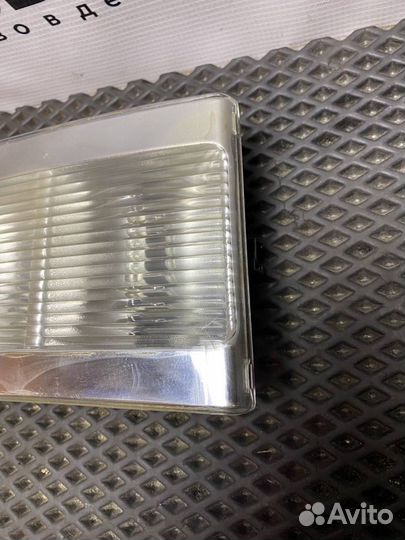 Фонарь салона (плафон) передний левый Volvo FH4