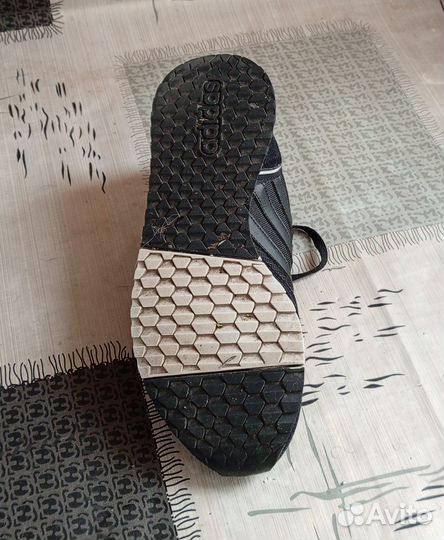 Adidas мужские кроссовки 42 р