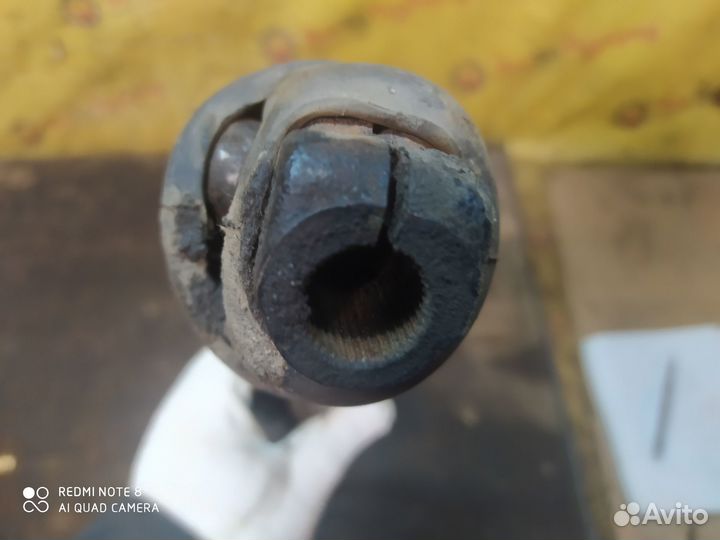 Рулевой карданчик Mitsubishi Pajero 2