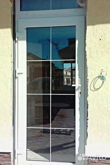 Пластиковые двери