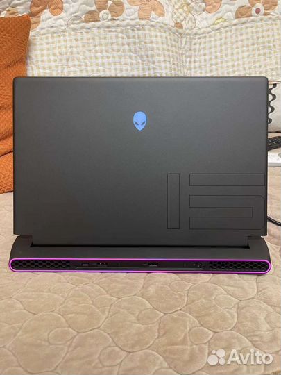 Dell Alienware m15
