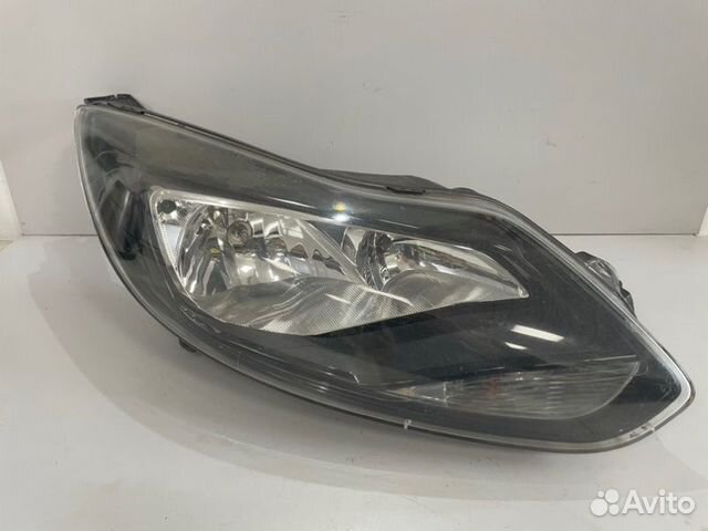 Фара передняя правая Ford Focus 3 (дорестайлинг) 1