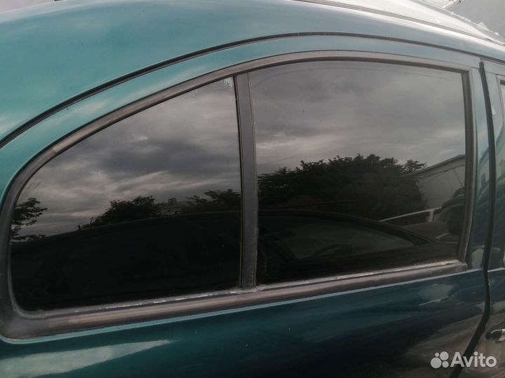 Дверные стекла Skoda Octavia Tour