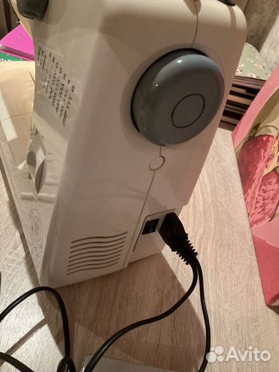 Швейная машина janome