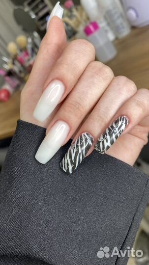 Мастер маникюра и педикюра