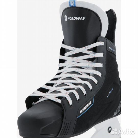 Коньки хоккейные