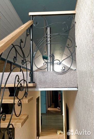 Г-образная лестница