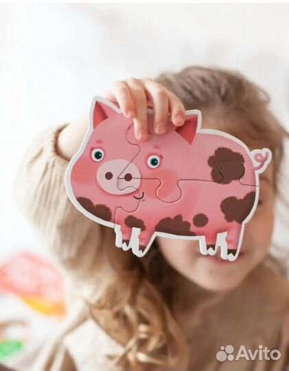 Полотенце уголок с перчаткой для девочки