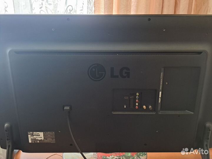 ЖК Телевизор LG 42