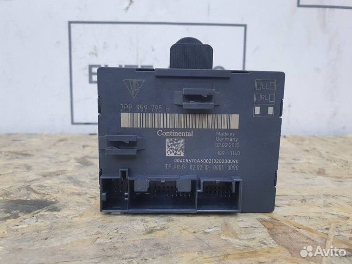 Блок комфорта задний правый Porsche Panamera 970