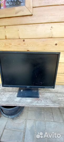 Монитор acer V223W