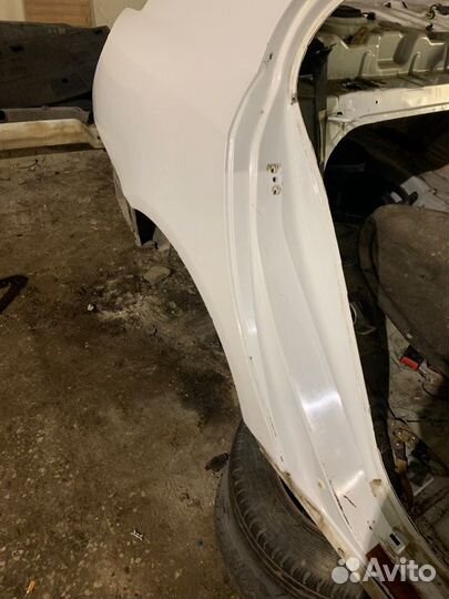 Крыло заднее правое Geely Emgrand Ec7 седан 1.8