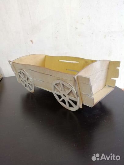 Декоративная телега
