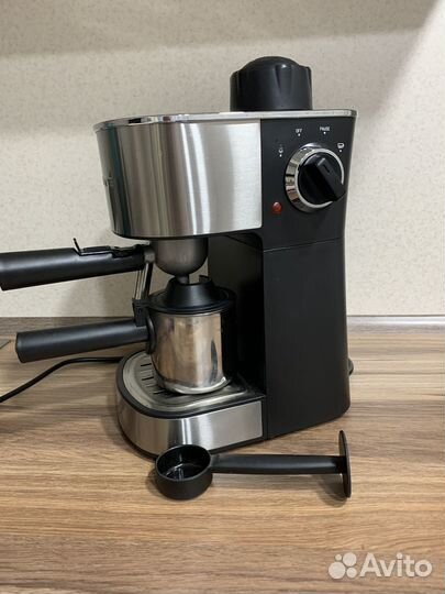 Кофеварка рожковая polaris