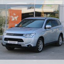 Mitsubishi Outlander 2.0 CVT, 2012, 143 100 км, с пробегом, цена 1 350 000 руб.