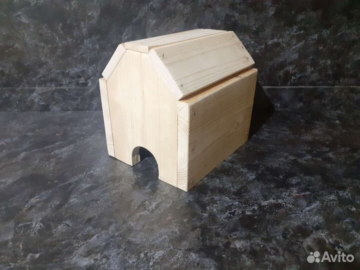 Деревянный домик для грызунов