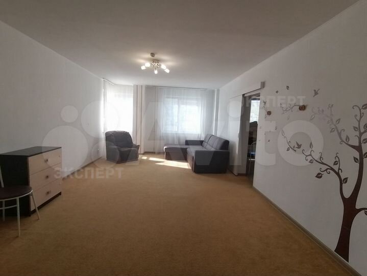 1-к. квартира, 42 м², 3/9 эт.