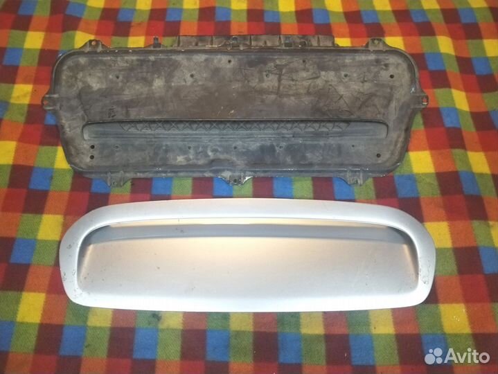 Воздухозаборник (Ноздря) Subaru Legacy BE/BH