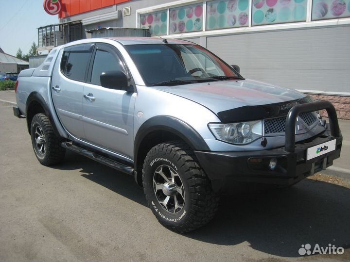Mitsubishi L200 2.5 МТ, 2011, битый, 176 000 км