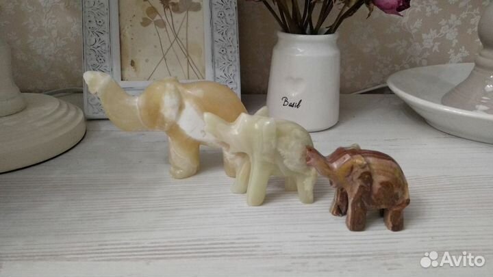 Статуэтки семья слонов (оникс)