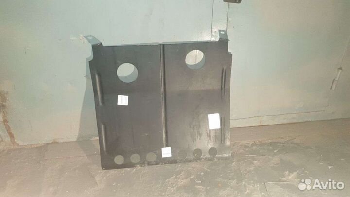 Защита картера priora новая