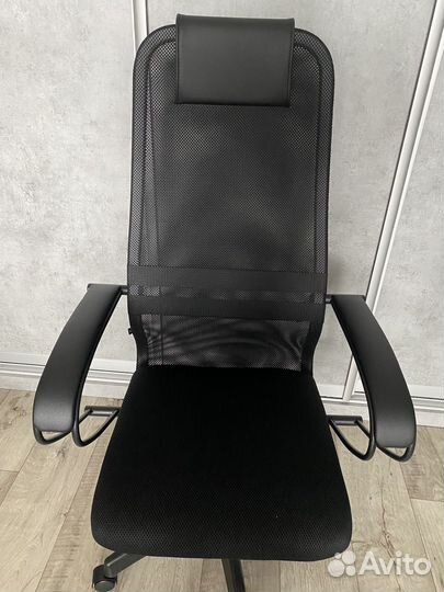 Компьютерное кресло новое