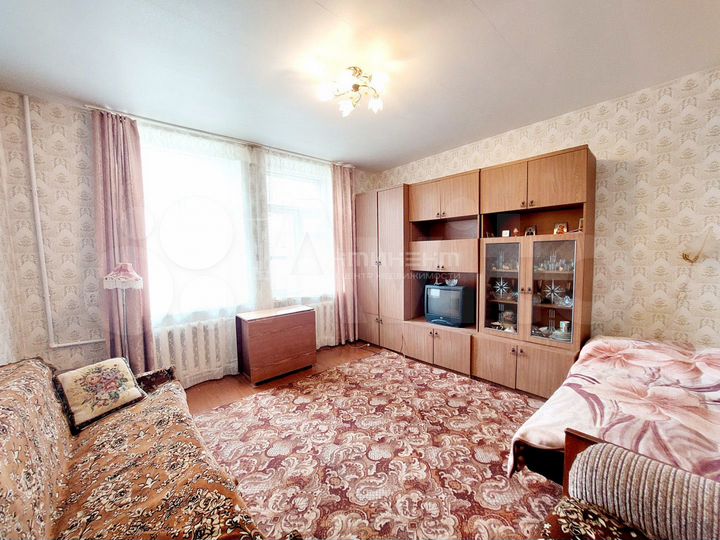 2-к. квартира, 45 м², 3/3 эт.
