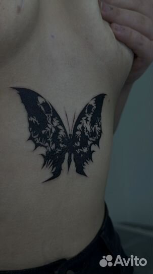 Модель на тату