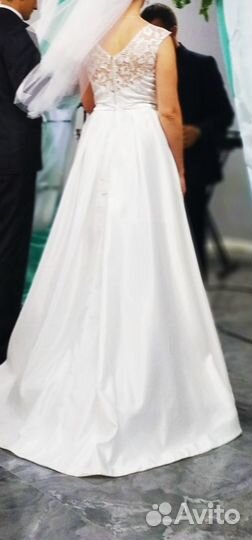 Платье свадебное